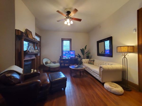 2 houses-MAJOR DOWNSIZING/MOVING YARD SALE!  in East Nashville, plenty of parking