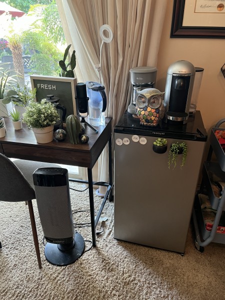 Garage Sale: Quality Decor, Clothes, and Electronics