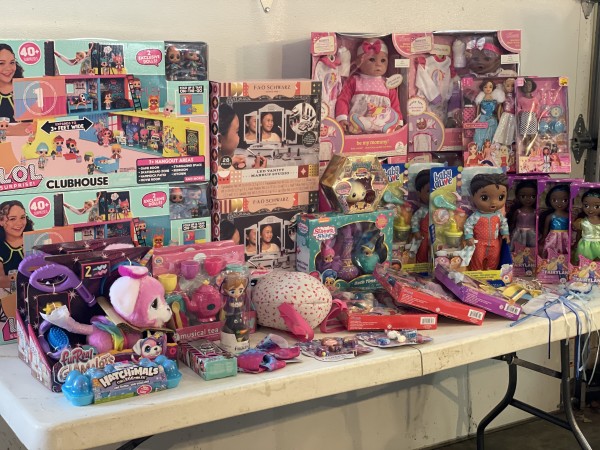 HUGE MULTI-FAMILY GARAGE SALE!!! Brand new items! Something for everyone!