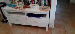 Moving sale