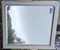 Gorgeous Mirror